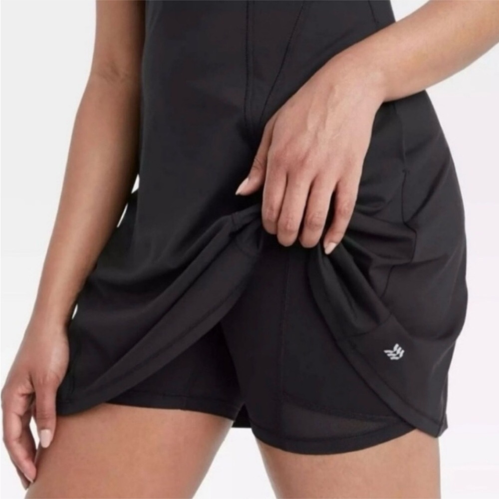All in motion dress-skort. Dress has pockets & shorts have 2 pockets on legs. - Picture 5 of 8